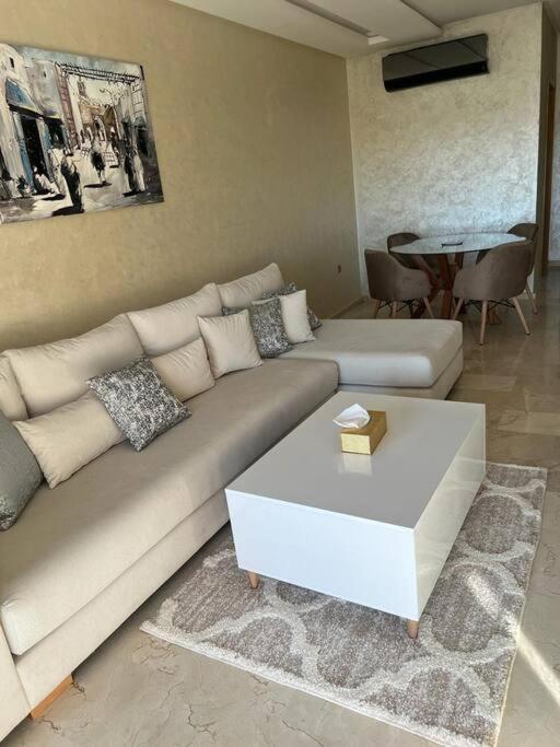 Beautiful Apartment In Golf City Marrakech 马拉喀什 外观 照片